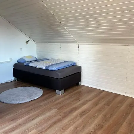 Apartment Neu Renovierte Monteur/ferienwohnung